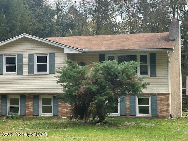 34 W Plank Road Clifton, PA 18424